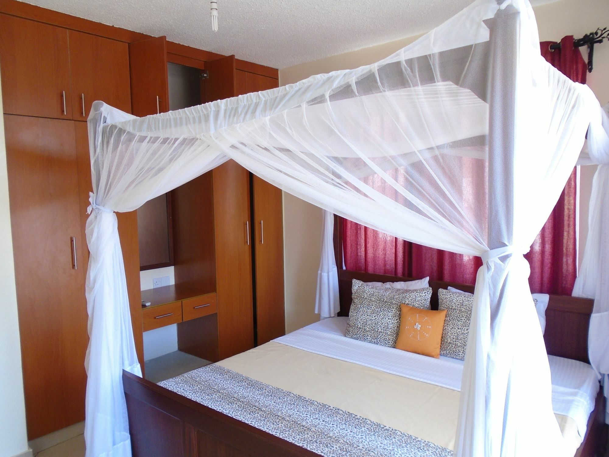 Pawenzi Serviced Apartments Mombasa Exterior photo